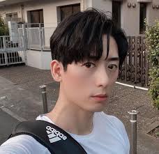 Seeking Caring and Good Looking Friends