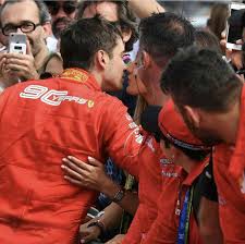 03.10.2013 13:30 nota bilmeyen absolu kulak. Ferrari Icin Sevgilisini Terk Etti Asist Analiz