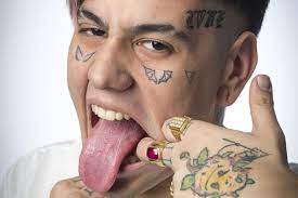 Los tatuajes de brújulas cada día ganan más seguidores. El Filtro De Tatuajes En Instagram Que Aterra A Padres Y Abuelos La Nacion