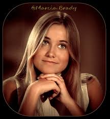 an early Christmas present for Marcia Brady fans* 🥰😍🥰