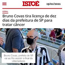 O prefeito de são paulo, bruno covas, foi flagrado entre os torcedores durante a final da copa libertadores da américa entre palmeiras e santos no estádio do maracanã no último sábado (30). Adri Dryjana Twitter