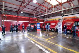Maybe you would like to learn more about one of these? El Cabildo Invierte 300 000 Euros En Cuatro Nuevos Vehiculos De Rescate Para Bomberos De Tenerife