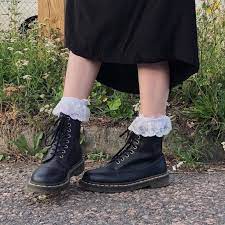 Discover more posts about dr martens, angelpeak, pale grunge, grunge boy, grunge girl, . Cred Mazzian E 3 Aesthetic Shoes Doc Martens Aesthetic Photo Fairycore Grunge Aesthetic Docmartensoutfits Oot Grunge Shoes Aesthetic Shoes Fairy Shoes