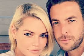 Luckily, if you're starting a new business i've been documenting my own journey in hopes that it will help make someone's life a little easier. Who Is Sophie Monk S Boyfriend Joshua Gross