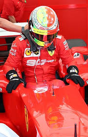 Even as a child, mick only wanted to become a racing driver. Formel 1 Mick Schumacher Rast In Papas Rekord Ferrari Express De