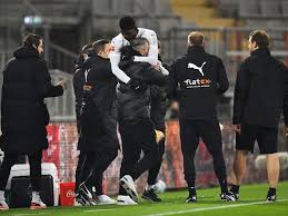 Breel embolo gibt sein debüt für schalke und darf im test gegen luzern von beginn weg ran. Liveticker Arminia Bielefeld Bor Monchengladbach 0 1 14 Spieltag Bundesliga 2020 21 Kicker