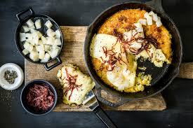 Rosti Mit Raclettekase Rezept Rezepte Raclette Kase Lebensmittel Essen