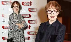 Una stubbs, the star of tv programmes such as worzel gummidge, sherlock, benidorm and till death do us part has sadly passed away after a short illness at her edinburgh home. Y19g4upoy7oi7m