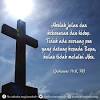 Tahun liturgi terdiri dari dua lingkaran kehidupan yesus, yaitu : 3