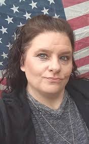 Amanda Gathright's Instagram, Twitter & Facebook