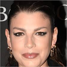 Sei la mia casa, sei la mia pace, sei la mia allegria». Così Salvatore ha  scritto a Lucia, la donna che ama come il primo giorno nonostante siano  passati cinquantacinque anni. La