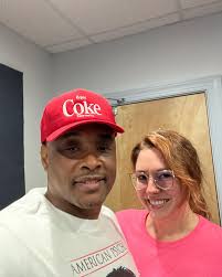 sunny103.7 Friday 8-9am @amandaegoodyear BLESSINGS‼️