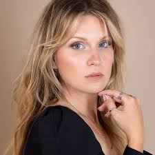 Bethany Rees (@dolaphoto) • Instagram photos and videos