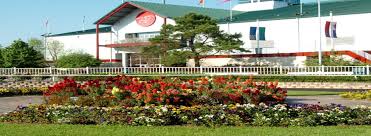 It hosts some of the lone star state's most prestigious racing stakes, including the texas stallion stakes, ketel one el joven stakes, la señorita stakes, retama turf breeders cup, new. 2018 Sam Houston Race Park Thoroughbred Meet Kicks Off Friday January 19 Sam Houston Race Park