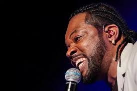 Shows com Toni Garrido e Xande de Pilares agitam Réveillon em Arraial do  Cabo