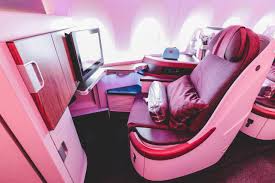 Qatar's qsuite business class features enclosed suites, with sliding doors that you can close for privacy. Review Top Quality Business Class On Qatar Airways Airbus A350 900