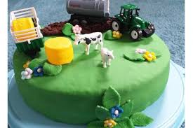 Dann mal los, ich habe gleich zwei rezepte. Die Schonsten Traktor Torten Der Agrarfrauen Agrarheute Com