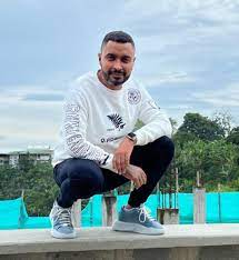 Jhon Alex Castaño: rescata perrito que iban a tirar por un puente