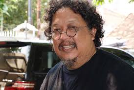 Kang pipit preman pensiun meninggal dunia karena sakit jantung, epy kusnandar berduka. Epy Kusnandar Terinspirasi Didi Petet Untuk Berakting Republika Online