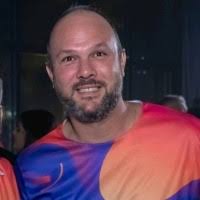 70+ perfis com “Armando Ramos”