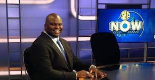 Booger Mcfarland Heads To Monday Night Football