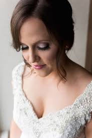 9 Tips for Great Bridal Makeup From a Makeup Artist