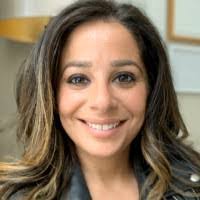 Rebecca Pardo's Instagram, Twitter & Facebook