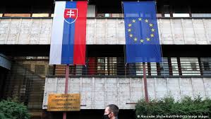 Россия граничит с восемнадцатью странами. Russia Expels 7 Eu Diplomats Over Solidarity With Czechs News Dw 28 04 2021