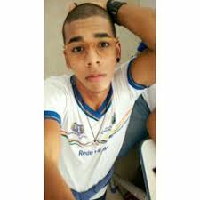 Listen to Pegate Mas (Version Bachata)