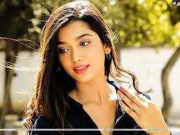 Beautiful Digangana Suryavanshi in a simple and sober shot HD wallpaper