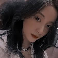 Yuki from Purple Kiss: Aesthetic K-pop Icon