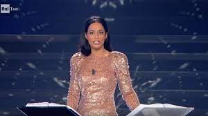Il conduttore di sanremo 2020 aveva proposto al. Rula Jebreal Monologo Sanremo 2020 Violenza Donne Momento Donna