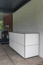 Terrassenschrank Win Nach Mass By Design Garten In Arbon Schweiz Von Design C Garten In Augsburg Germany Grifflos Uv Gartenschrank Schrank Balkonschrank