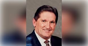 Shirley Bollinger's Instagram, Twitter & Facebook