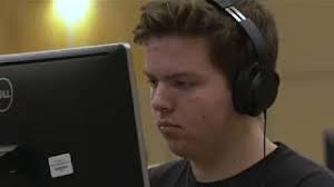 Esports players need to manage eye strain, blue light exposure