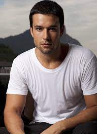 However, when syndicated and sold to other countries the telenovela got the number of episodes enlarged to 250 and the duration fixed at 45 minutes.o clone was a big hit, being aired in several countries all around the world. Sergio Marone Alchetron The Free Social Encyclopedia
