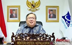 Soemantri brodjonegoro tentu sudah tidak asing lagi bagi #sahabatlipi. Cerita Bambang Brodjonegoro Jadi Menristek Terakhir
