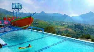 Harga Tiket Masuk Kolam Renang Curug Ciherang Bogor Kolam Dengan Kapal Ala Film Titanic Tribun Travel