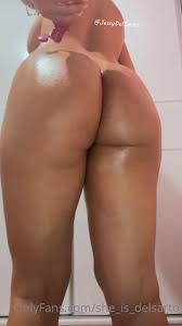 Jessy Del Sarto Pelada Mostrando A Buceta Lubrificada - Cnn Amador