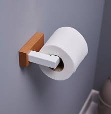 Tous les accessoires wc de cette boutique en ligne d'ameublement facilitent. Derouleur Papier Toilette Nantua Bois Naturel Et Acier Blanc Goodhome Castorama