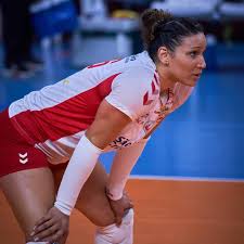 She competed for brazil in the 2012 summer olympics, winning a gold medal. Tandara Caixeta Home Facebook