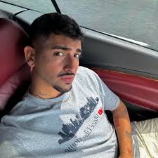 Ayy... las lámparas 😍💖 Puras bellezas en nuestra tienda de Plaza Palma  Real, Humacao... llévatelas en blancas, doradas, plateadas o en variedad de  colores 💞