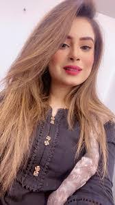 Kaneez Fatima's Instagram, Twitter & Facebook