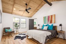 Photo 7 Of 13 In In Arizona A Modern Cube And Tumbledown 1930s Shack Small Space Living Home Modern Bedroom