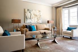 In choosing the right shade, remember to go with the opposite side of the spectrum to balance out the scheme— light blue or green for dark brown floors, dark blue or green walls for light brown floor. Brown And Blue Interior Color Schemes For An Earthy And Elegant Room