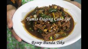 Tambahkan air sedikit.tambahkan jg toge, kmdian tambahkan garam/penyedap rasa, gula, saori, kecap, yg terakhir tambahkan tomat ijo. Resep Tumis Daging Sapi Cabe Ijo Spesial Ala Bunda Tika Youtube