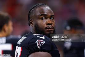 642 Grady Jarrett Photos & High Res Pictures