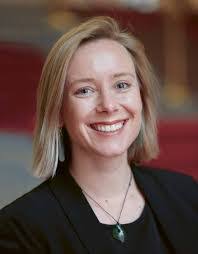 Laura Menzel's Instagram, Twitter & Facebook