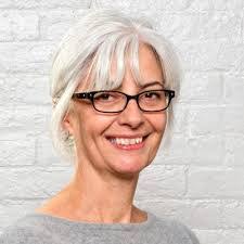 Katelin Fox's Instagram, Twitter & Facebook