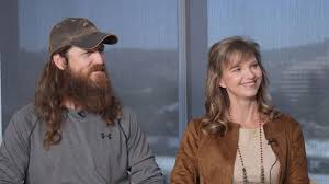 Another duck dynasty cast member bitten by the musical bug was sadie robertson, daughter to willie jess robertson. Duck Dynasty Sex Ed Jase And Missy Robertson S Romance Advice For Their Kids Entertainment Tonight
